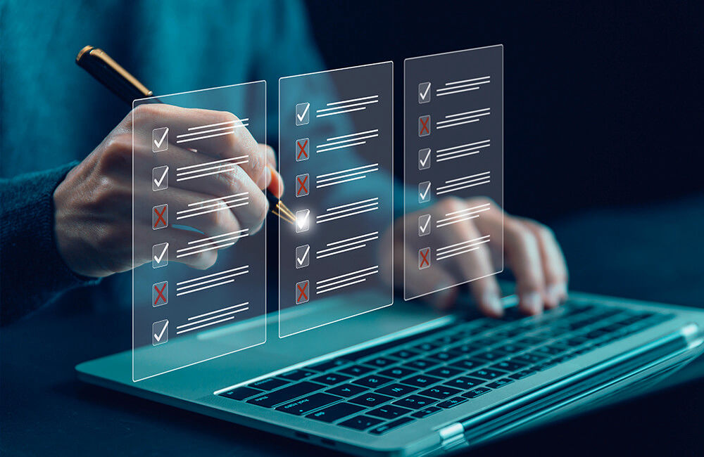 CGR ordena detener publicidad ilegal en postes y vallas