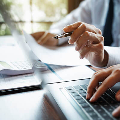 Procesos de contratación en la CGR