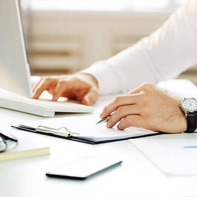 Ir a la sección denominada: Incompatibilidad (acreditación de renuncia)