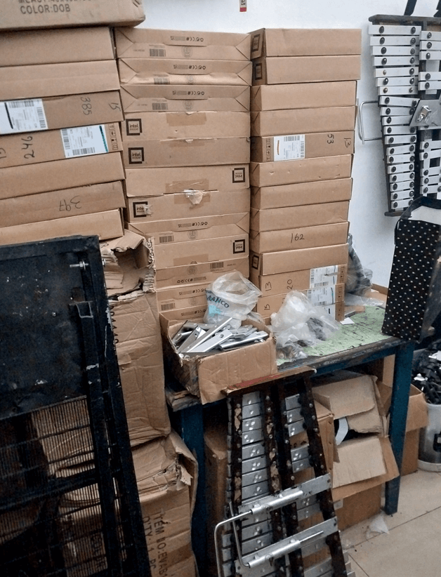 En cajas y a punto de vencer la garantía: así encontró la CGR equipos de cómputo para estudiantes del MEP